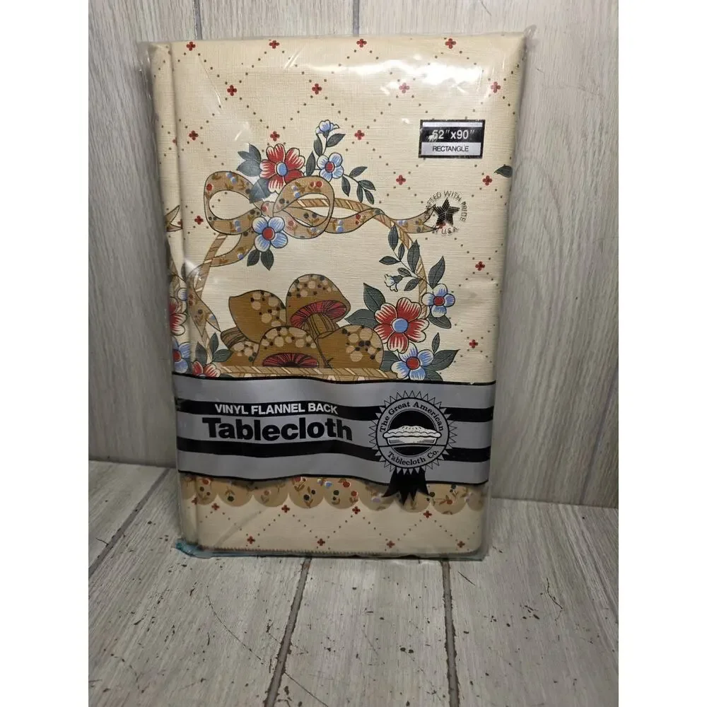 Vtg Great American Tablecloth Mushroom Toadstool Vinyl Flannel 62x90 Rectangle